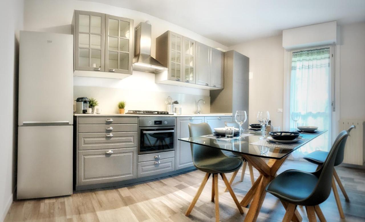 Appartamento Casa Emilia Sirmione Exteriör bild